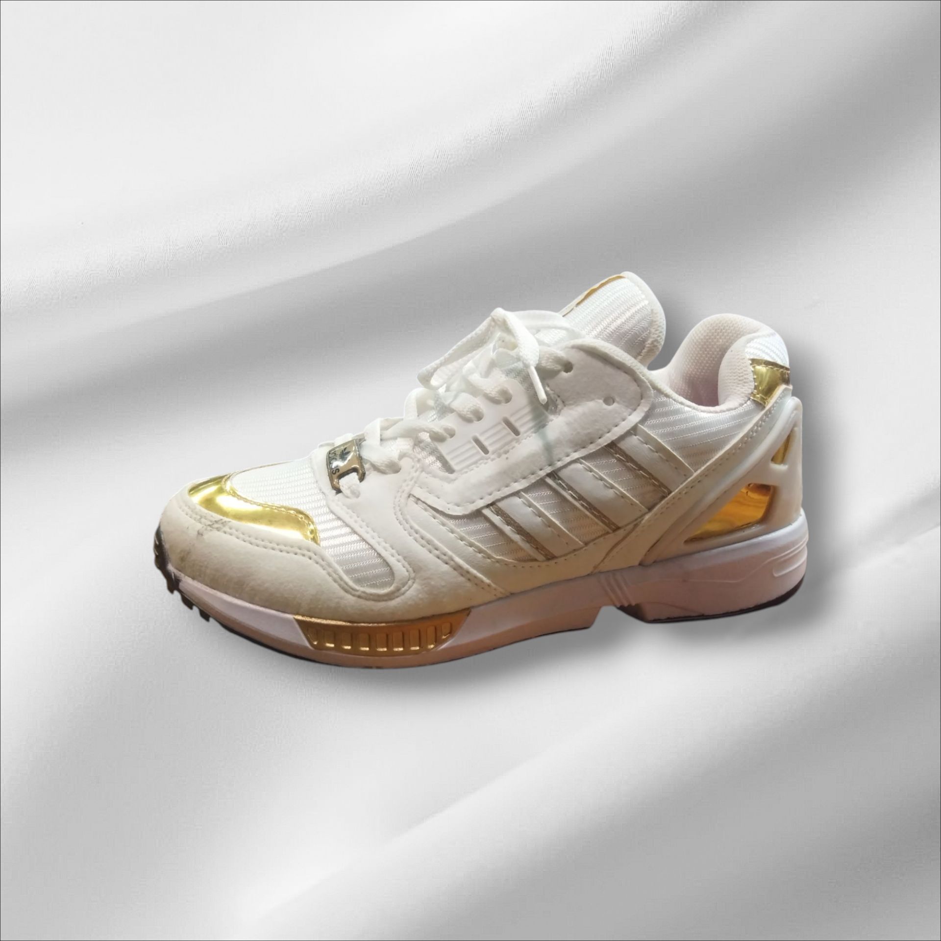 آدیداس زد ایکس سفید طلایی
