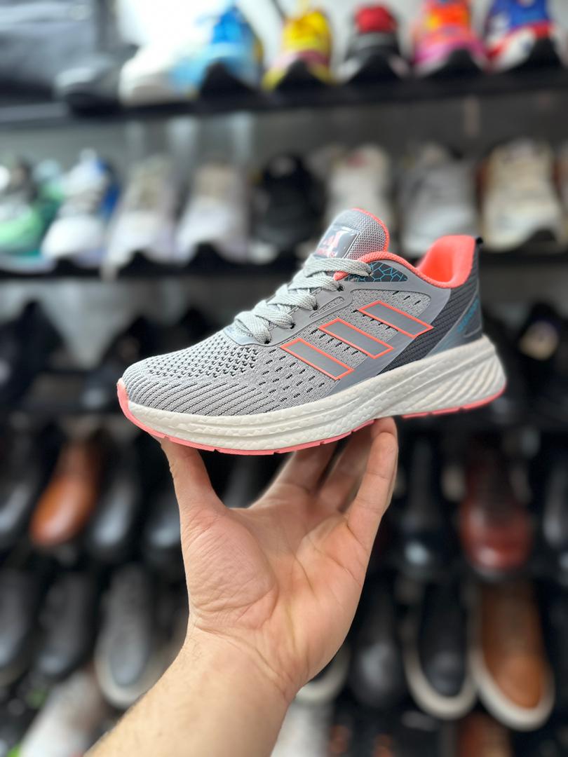 آدیداس اسکیچرز زنانه ویتنام